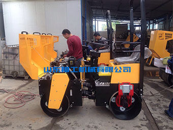 全液壓小型壓路機是什么概念？為什么叫全液壓