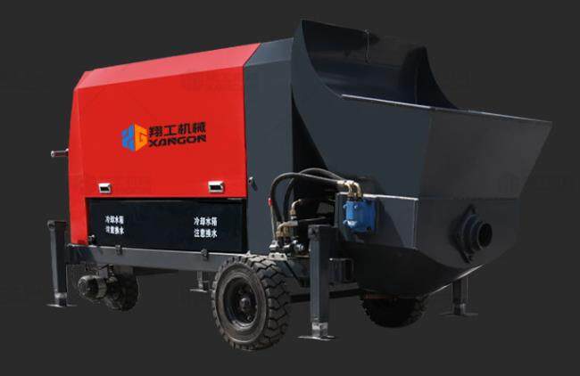 混凝土輸送泵雙控操作模式，靈活使用